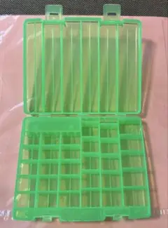 【使えます】コインケース　小銭　硬貨　緑