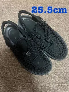 土日のみ限定割引★keen ユニーク　メンズ　25cm 美品
