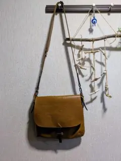 ショルダーバッグ本革