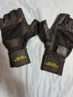 ゴールドジム レザーグローブ ブラックMサイズ　中古！