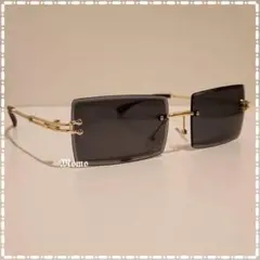 ◀︎リムレス サングラス ★新品︰未使用品★スクエアブラックグラサン おしゃれ