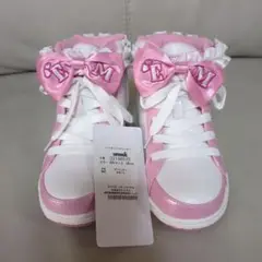 63.フリル付きハイカットスニーカー19cm