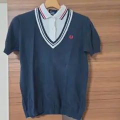FRED PERRY ネイビー Vネックポロシャツ M