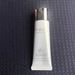 クレ・ド・ポー ボーテ クレームタンテUV オークル 30ml