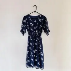 ノーブランド 、花柄半袖ワンピース