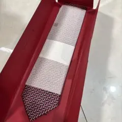フェラガモ　ネクタイ