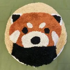 無印良品　レッサーパンダ　マット