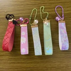 5点目100円♡新作♡新品♡ハンドメイド♡チャーム付きストラップ