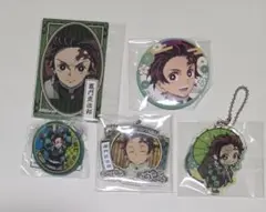 鬼滅の刃　竈門炭治郎　缶バッジ　アクキー