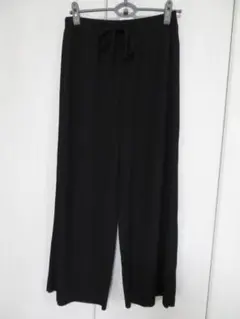 ワイドパンツ　リブパンツ　Ｌ～LL　ブラック　新品未使用　ガウチョ風　春夏