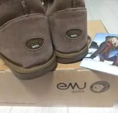 EMU ブーツ