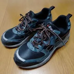 Item thumbnail for item 5358658d-bb0a-4848-ac9c-66608f355fb3