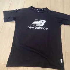 new balance 黒 Tシャツ