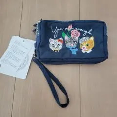 ねこ刺繍　ストラップ付きポーチ　ネイビー　ブラック　化粧ポーチ　小銭入れ