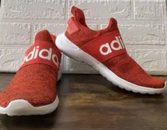 adidas レッド スリッポンスニーカー