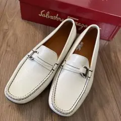Ferragamo サルバトーレフェラガモ ドライビングシューズ ローファー