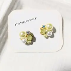 210　ハンドメイド☆ビジューピアス／イヤリング