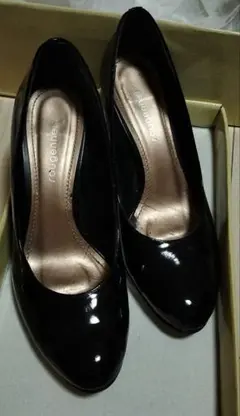 rougenneu 黒 ハイヒールパンプス マルイ