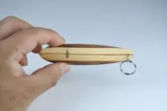 ロングボード型キーホルダー（焦げ茶）
