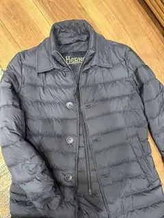 HERNO ヘルノ 軽量ダウンコート サイズ44 ネイビー