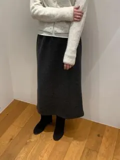 今期完売品OHOTOROコーデュロイ タイトスカート 2025年最新】OHOTORO タイトスカートの人気アイテム - メルカリ