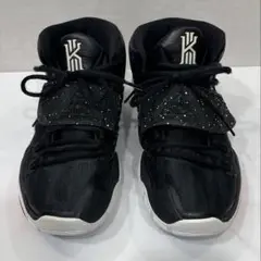Nike Kyrie 5 ブラック/ホワイト