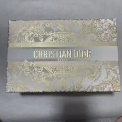 Diorギフトボックス