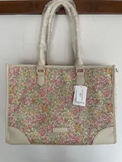 新品タグ付LIBERTY リバティマザーズバッグトートバッグ