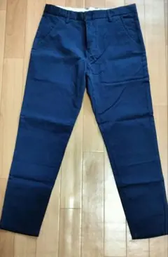 新品★ネイビー チノパン 前後ポケット付き　シンプル　細身　オールシーズン