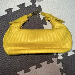 イエローハンドバッグ キルティングデザイン