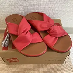 【新品未使用】fitflop フィットフロップ ツイスト サンダル 赤 24㎝