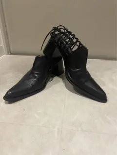 untishold アンチショルド klara black アンクルブーツ