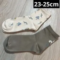 新品　2足セット　23-25cm 靴下　花柄