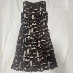 LANVIN 幾何学模様ノースリーブ ひざ丈ワンピース