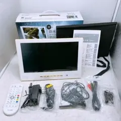 Item thumbnail for item 9f698de7-63d5-40ae-b71e-e24042ba7f68