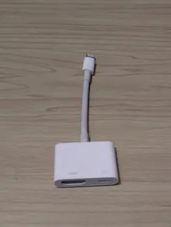 Apple純正　Lightning　HDMI変換アダプタ