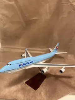 大韓航空　ボーイング747-400 1\160 飛行機模型
