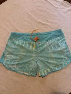 patagonia woman'sランニングショーツ 青 幾何学模様