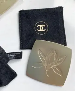 新品未使用☆ CHANEL シャネル ノベルティミラー CHANELカバー付き