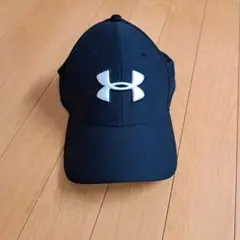 Under Armour ブラック 刺繍ロゴ