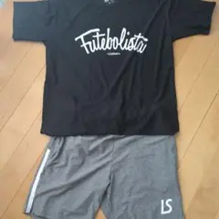Luz y Sombra Tシャツとショートパンツセット