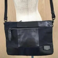 値引セール　ダブルス　ショルダーバッグ　F0620A19-14