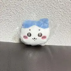 ちいかわ　寝そべりぬいぐるみ　ハチワレ