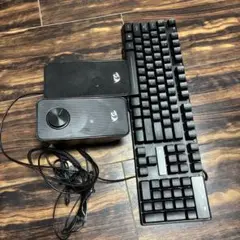 有線キーボードと2.0スピーカーセット