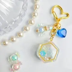 【1周年記念セール価格】くまぐみのキーホルダー(六角形)