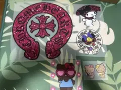 アイロンシート　ロゴとキャラクター