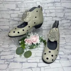 未使用 JSハートレーベル 花モチーフ シボ加工 パンチングレザーシューズ