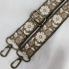 ●在庫SALE●スマホショルダー　ショルダーストラップ　【インド刺繍リボン】
