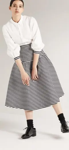 タグ付き ICONIC BORDER SKIRT