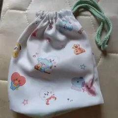 bt21巾着袋